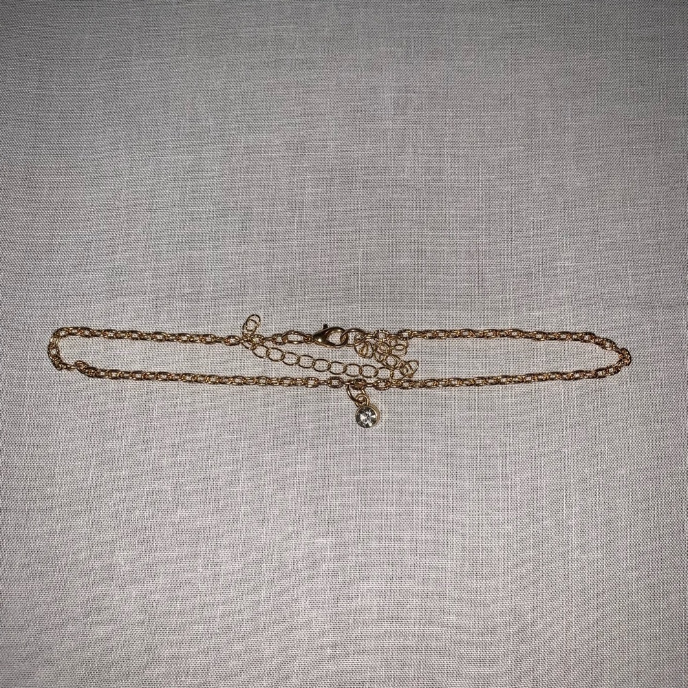 Gold choker necklace